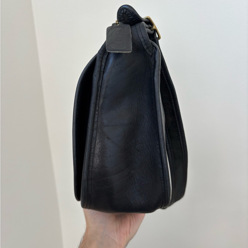 Vintage coach classic shoulder pouch - Picture 3 of 11